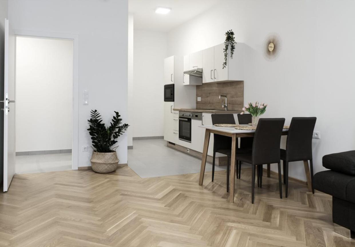 Aaa About Aparthotel Wien